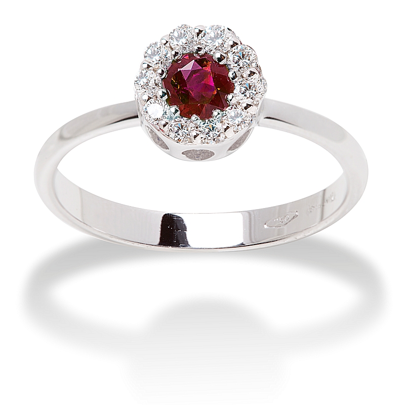 18 kt White Gold Ring with Kt. 0,36 Ruby and Kt. 0,13 Natural Diamonds