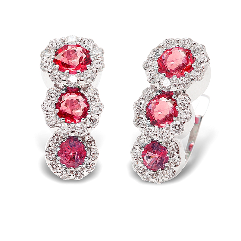 18 kt White Gold Earrings with Kt. 0,93 Rubies and Kt. 0,44 Natural Diamonds