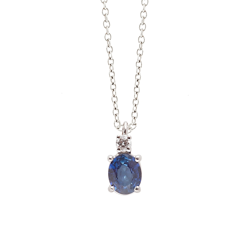18 Kt. Gold Pendant with 0,40 Ct. Sapphire and 0,02 Ct. Natural Diamond