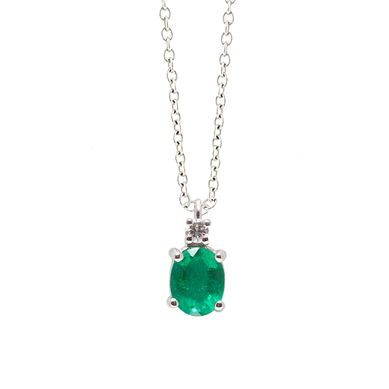 18 Kt. Gold Pendant with 0,30 Ct. Emerald and 0,02 Ct. Natural Diamond