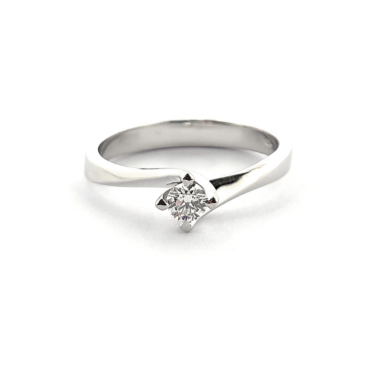 750 Mill. White Gold Ring with 0,14 Ct. F-Vs Diamond
