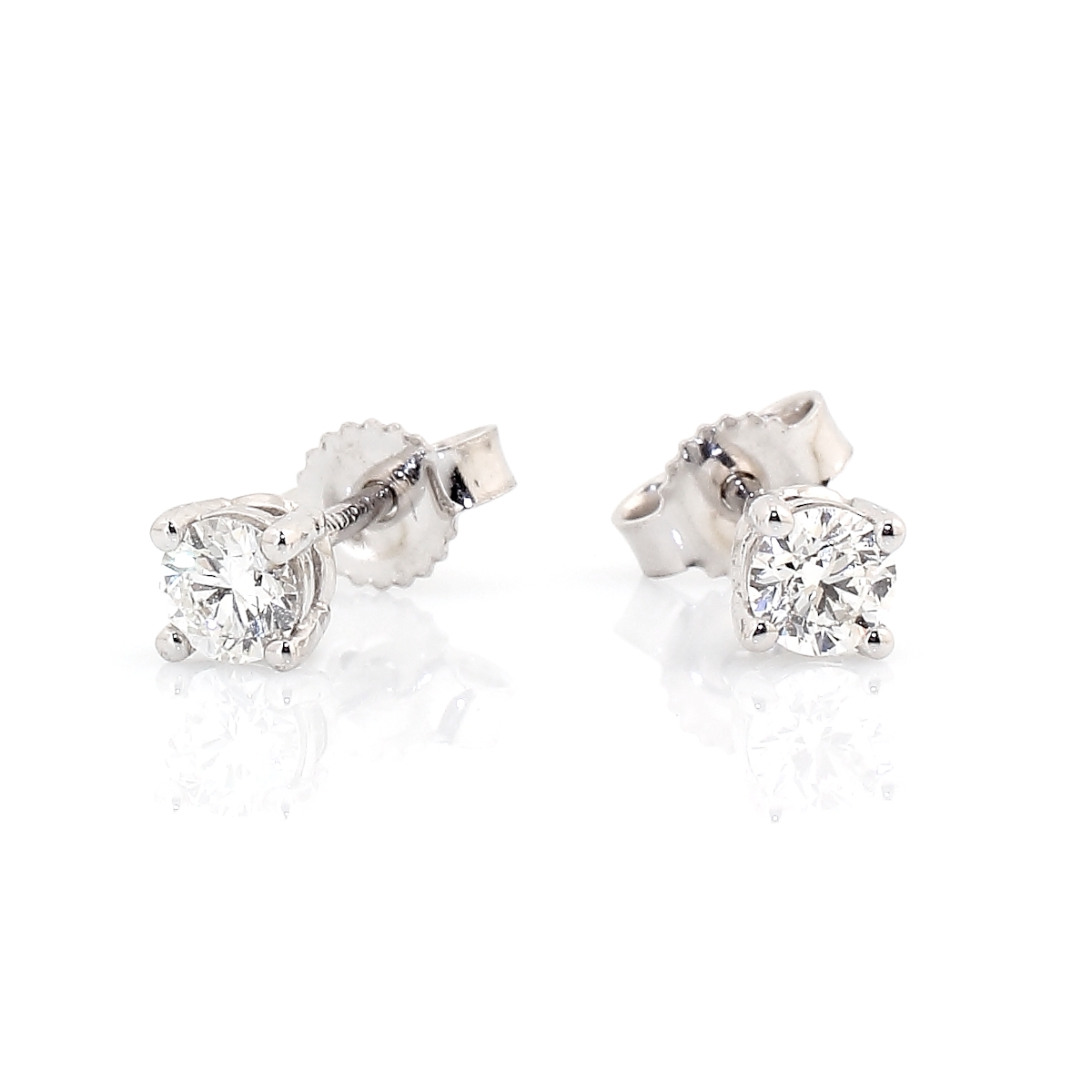 18 KT White Gold Earrings with diamonds kt. 0,46