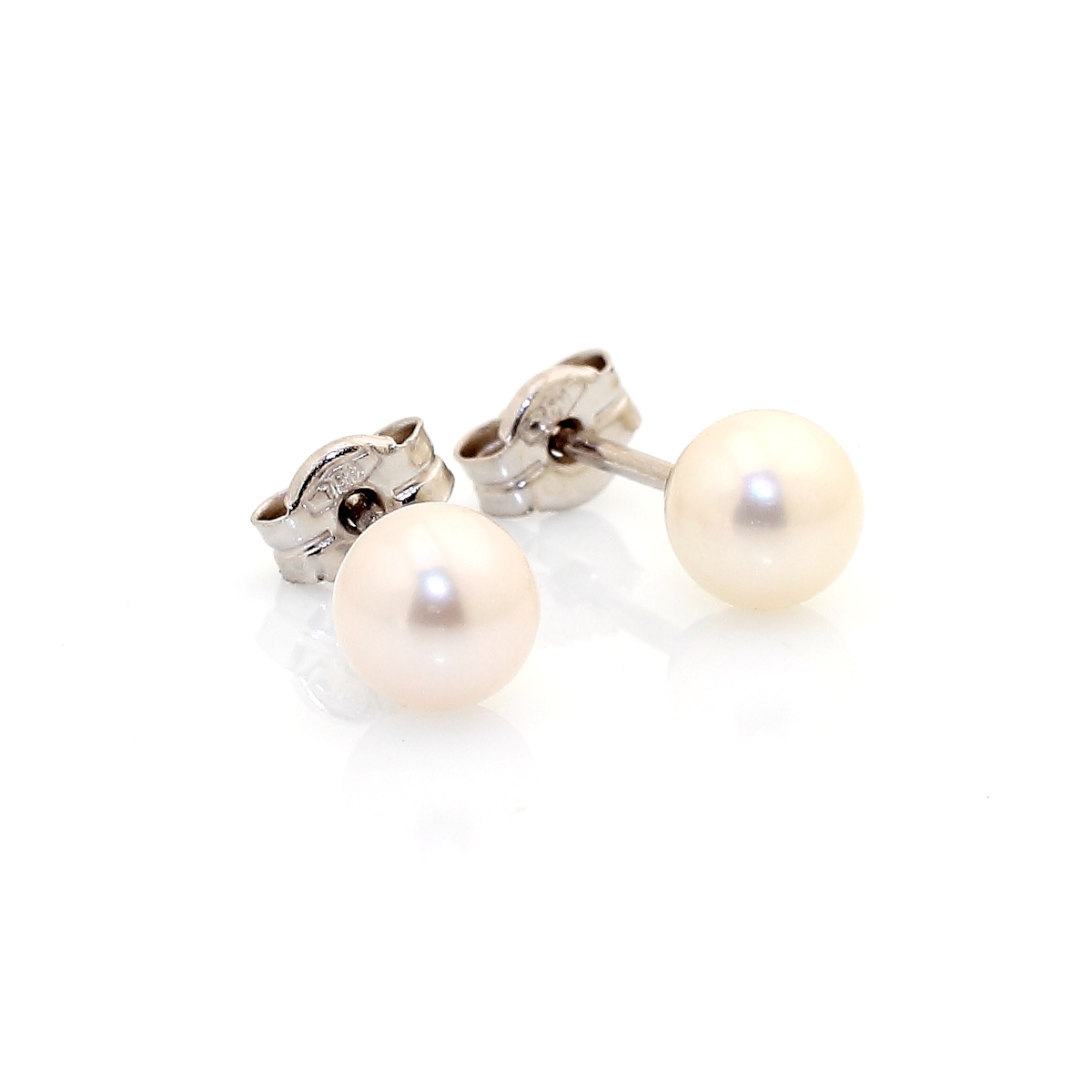 Orecchini in Oro Bianco 18 KT. 750 Mill. Perle Coltivate mm. 5,5-6