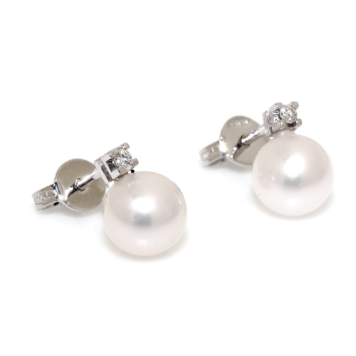 Orecchini in Oro Bianco 18 KT. 750 Mill. Perle mm. 7,5 Diamanti Kt. 0.04