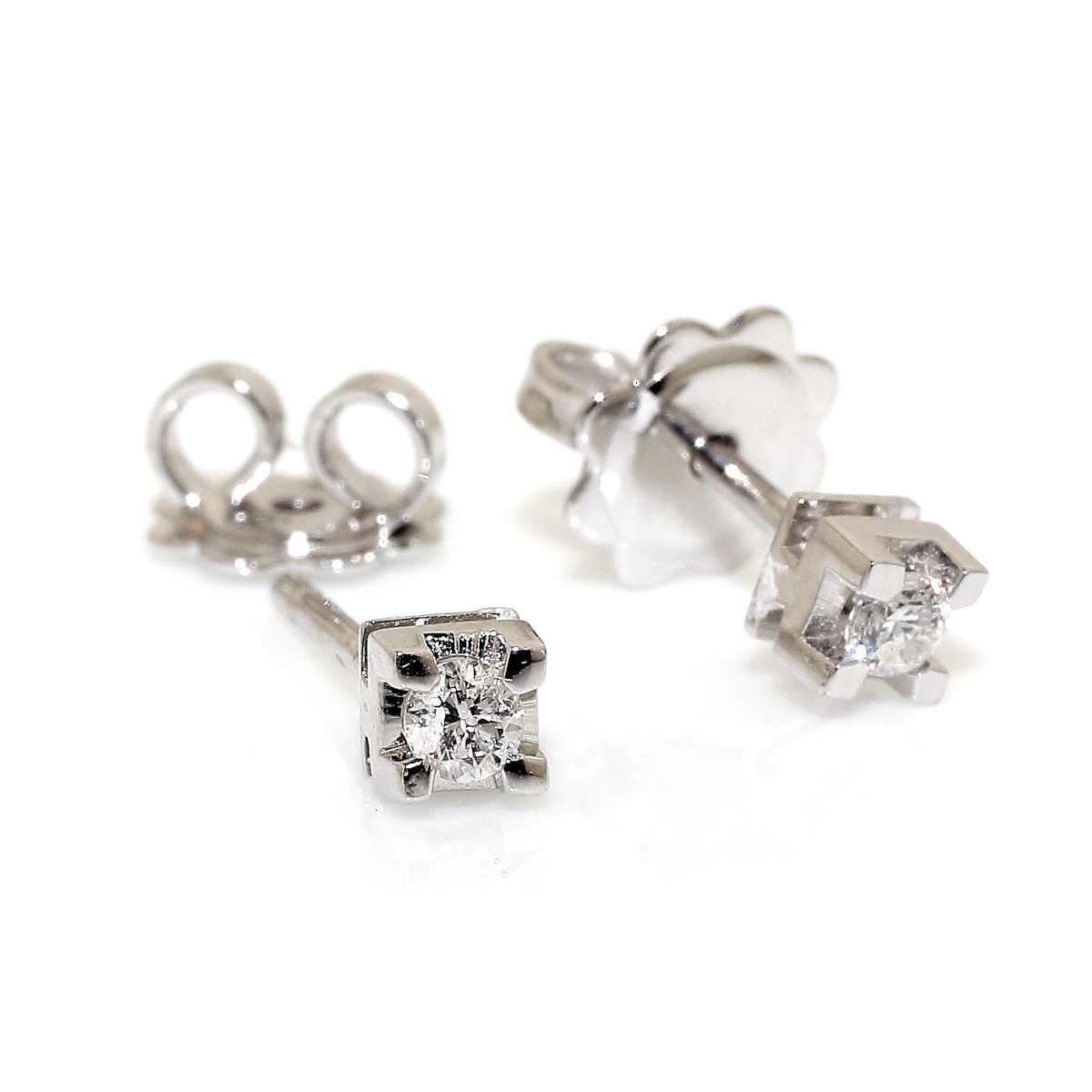 Orecchini Punti luce in Oro Bianco 18 KT. 750 Mill. Diamanti Kt. 0.18 G VS