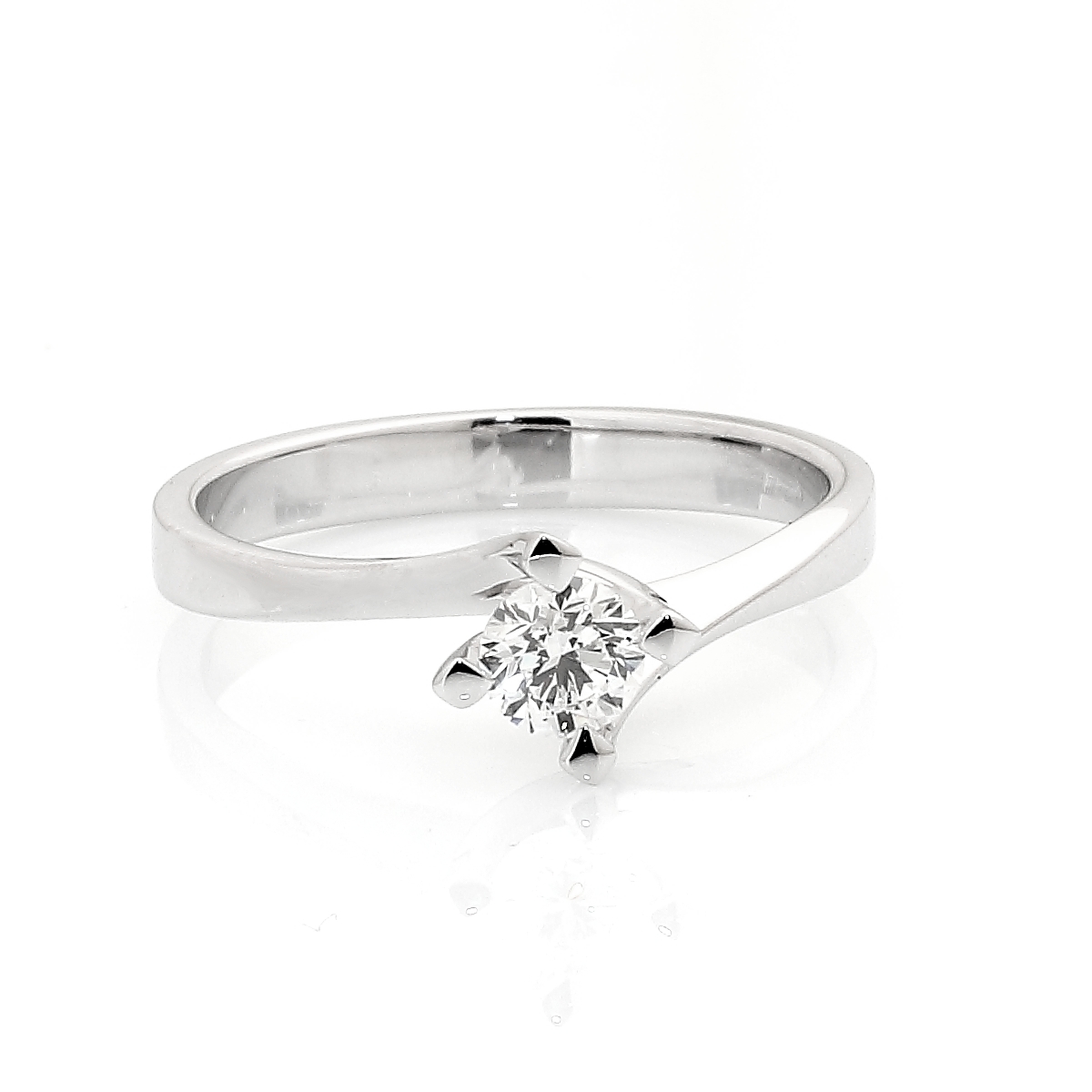 750 Mill. White Gold Ring with 0,30 Ct. F-Vs Diamond