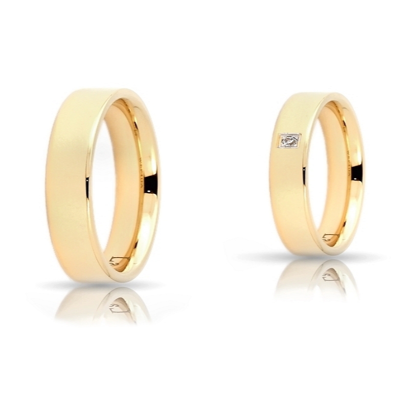 Yellow Gold Engagement Ring 5 mm. Confort Flat