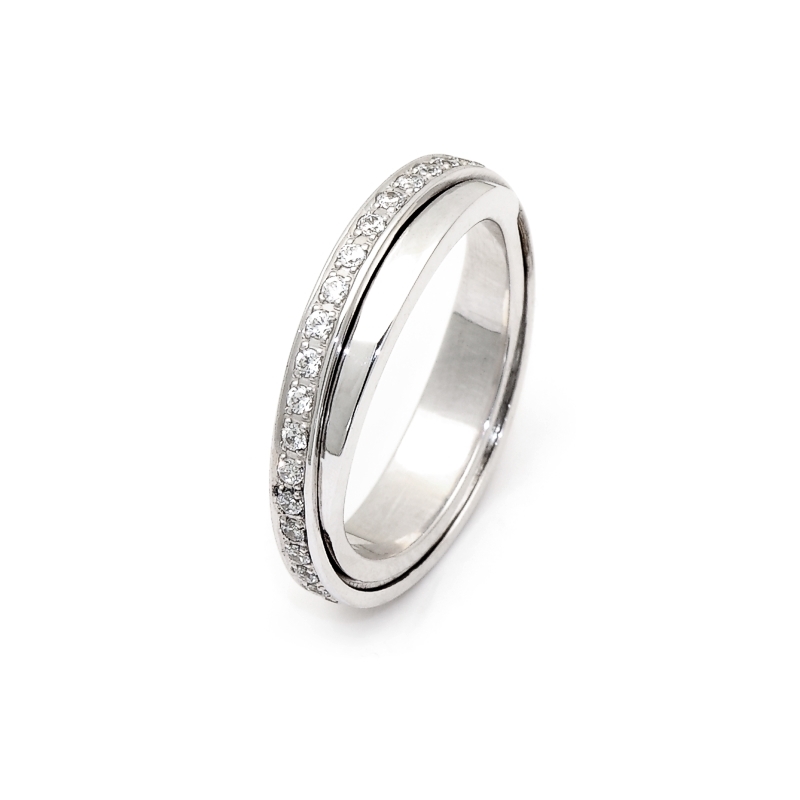 950 Platinum Wedding Ring mod. Barcellona mm. 4,1